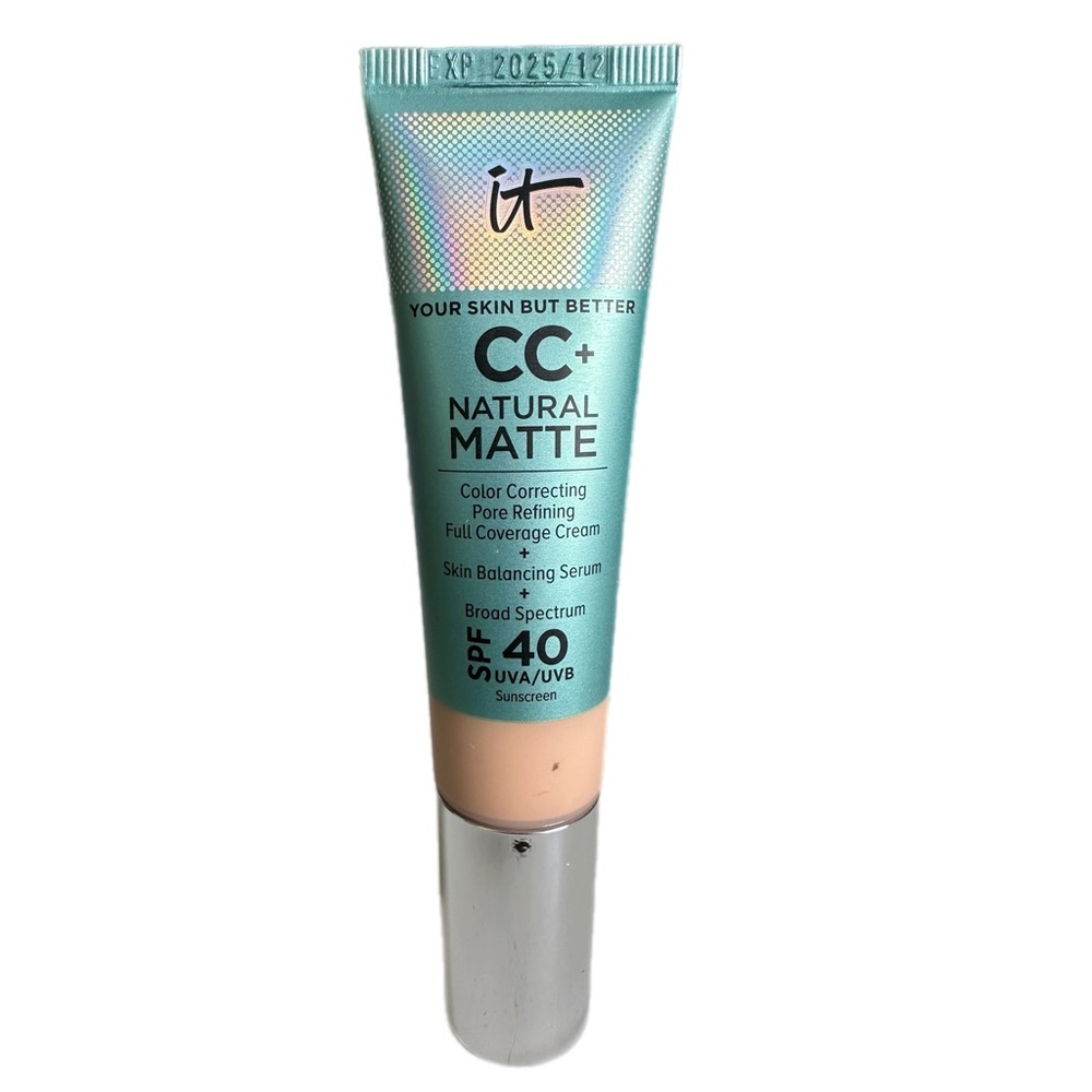 IT Cosmetics CC+ Natural Matte SPF 40 – Light Neutral – 1.08 fl oz / 32 ml